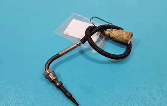 Exhaust gas temperature sensor