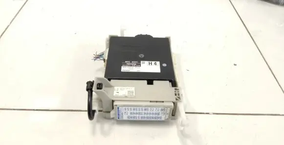 Toyota Yaris Other control units/modules 892210D120