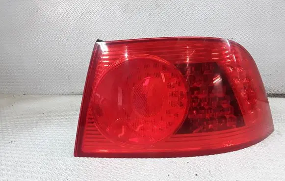 Volkswagen Phaeton Rear/tail lights