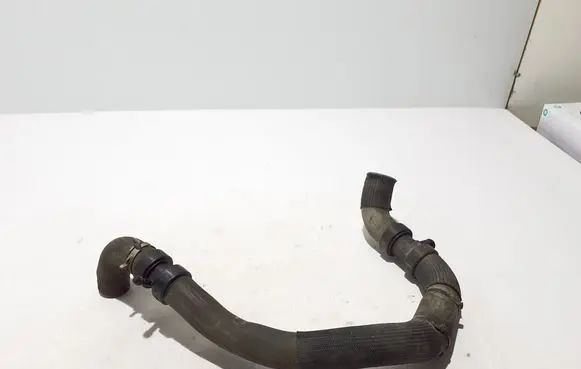 Renault Trafic III (X82) Engine coolant pipe/hose 215012747R
