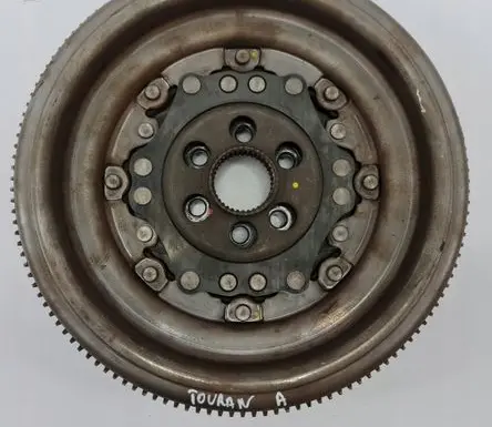 Volkswagen Touran I Dual mass flywheel 06F105266N