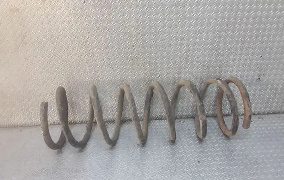 Opel Frontera B Rear coil spring