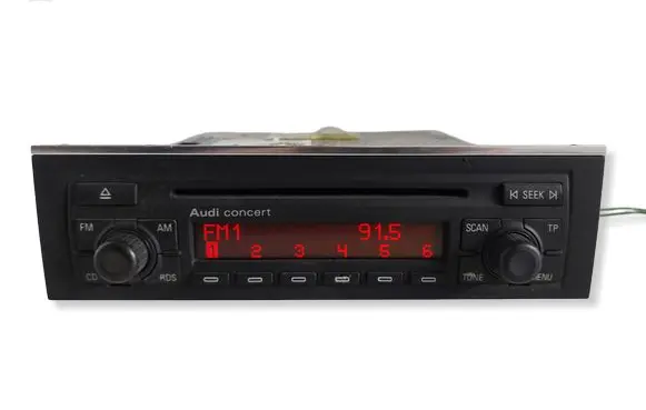 Audi A4 S4 B7 8E 8H Radio/CD/DVD/GPS head unit 8E0035186L 9183978551 AUZ2Z3C1375067