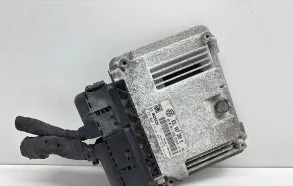 Volkswagen PASSAT B7 Engine control unit/module 03L907309N 0281016374
