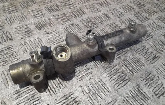 Audi A6 S6 C6 4F Fuel main line pipe 059130089D F00R001651