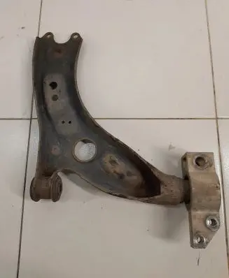 Volkswagen Touran II Front lower control arm/wishbone NOCODE