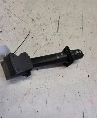 Volvo V70 Wiper control stalk 9452391