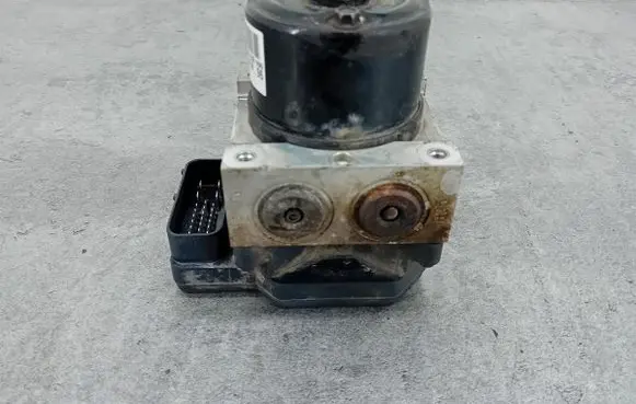 Chevrolet Epica ABS Pump 9641475996414762
