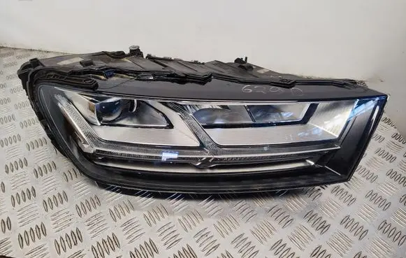 Audi Q7 4M Headlight/headlamp 4M0941034C