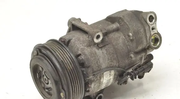 Chevrolet Cruze Air conditioning (A/C) compressor (pump) 557805030