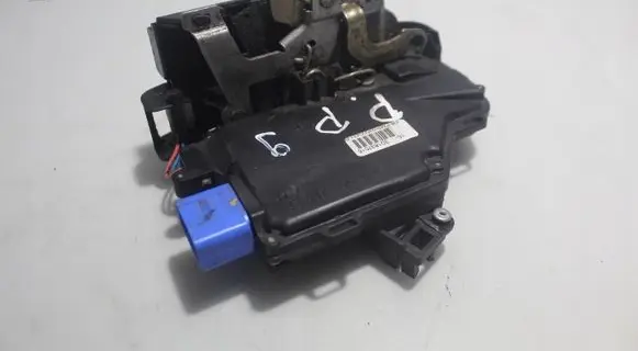 Seat Toledo III (5P) Front door lock
