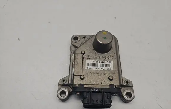 Audi A8 S8 D2 4D Other engine bay part 19213