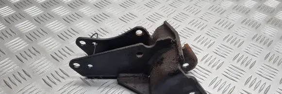 Mitsubishi Carisma Gearbox mounting bracket 
