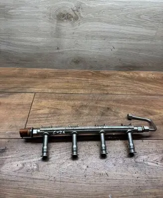 Skoda Octavia Mk2 (1Z) Fuel main line pipe 03F133320C 244210151