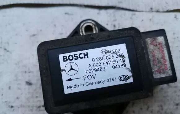 Mercedes-Benz E W211 ESP acceleration yaw rate sensor A0025426618 0025426618