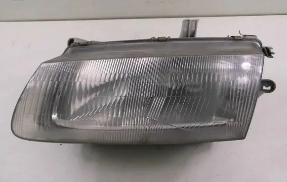 Mazda 323 F Headlight/headlamp