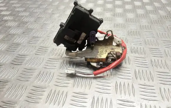Mazda 323 Rear door lock