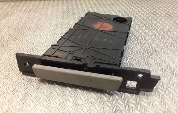 BMW 3 E90 E91 Cup holder 7127463