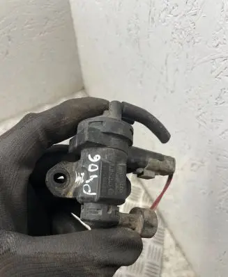 Peugeot 406 Turbo solenoid valve 9628971180