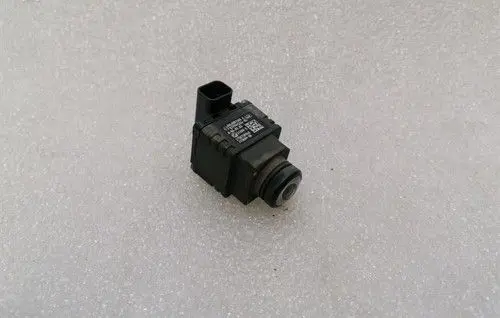 BMW 7 G11 G12 Front bumper camera 077944131