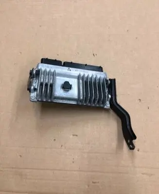 Lexus RX 450H Engine control unit/module 8966148U70 2762004701