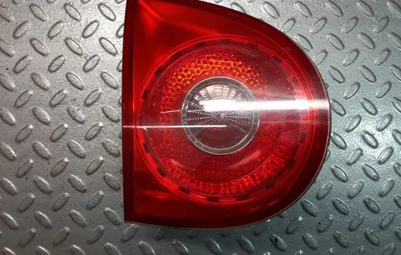 Volkswagen Golf V Tailgate rear/tail lights 1K6945093 1K6945093G
