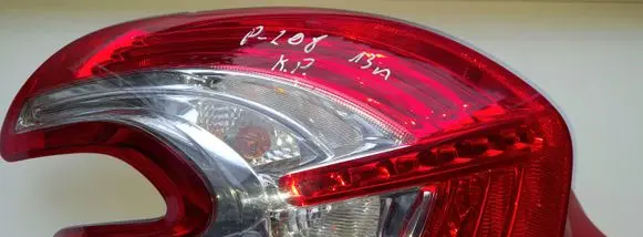 Peugeot 208 Rear/tail lights 9672628280