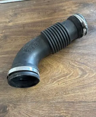 Renault Master III Engine coolant pipe/hose 165763705r