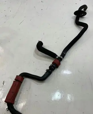 Audi A8 S8 D4 4H Engine coolant pipe/hose 4H1819672Q | 888.119.700
