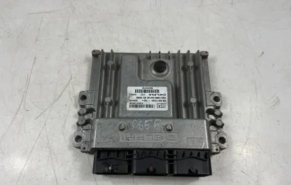 Citroen DS5 Engine control unit/module 9667175380