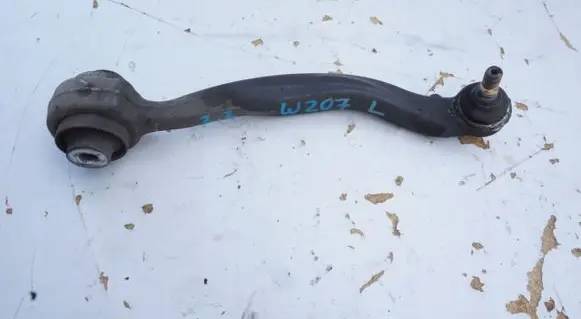 Mercedes-Benz E W212 Front lower control arm/wishbone