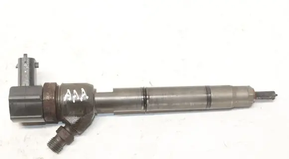 KIA Ceed Fuel injector 338002A900