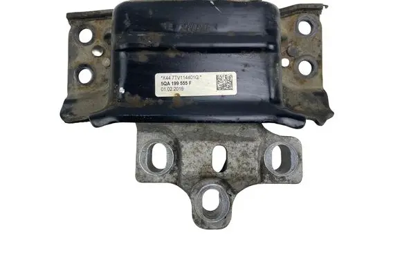 Audi Q3 F3 Engine mount bracket 5QA199555F