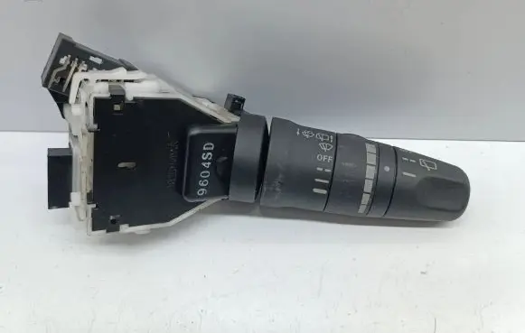 Nissan Note (E11) Wiper control stalk