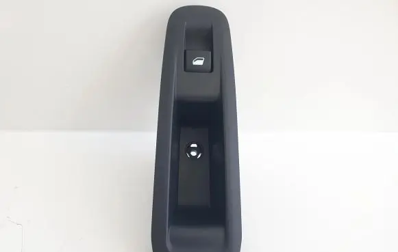 Peugeot 308 Electric window control switch 96762292