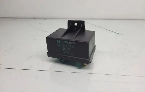 Citroen C5 Glow plug pre-heat relay 9639912580