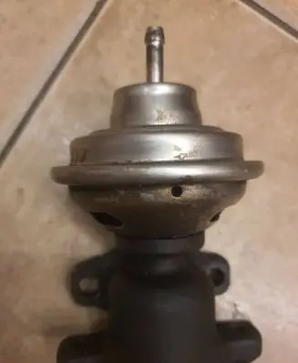 Volkswagen Bora EGR valve 028131501e 72172302 94t066