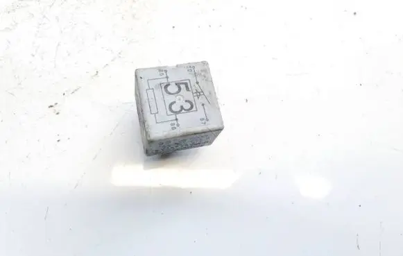 Skoda Fabia Mk2 (5J) Other relay 141951253b