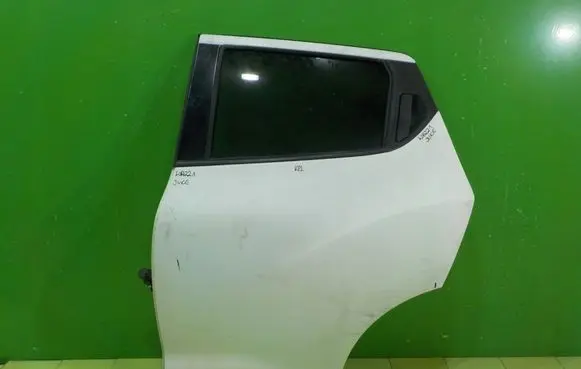 Nissan Juke I F15 Rear door LEWE