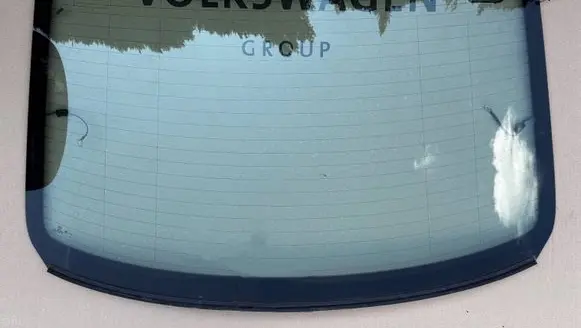 Audi A5 Rear windscreen/windshield window 8W6845501F