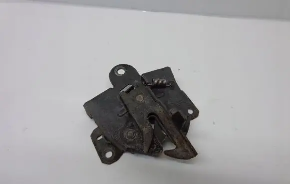 Mitsubishi Pajero Engine bonnet/hood lock/catch