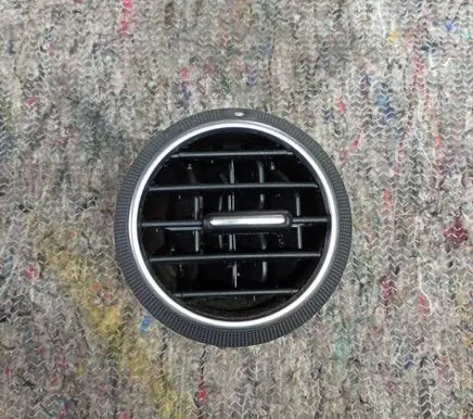 Audi A3 S3 8P Dashboard side air vent grill/cover trim 8P0820901D