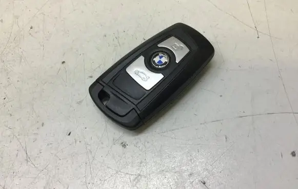 BMW 6 F06 Gran coupe Ignition key/card 