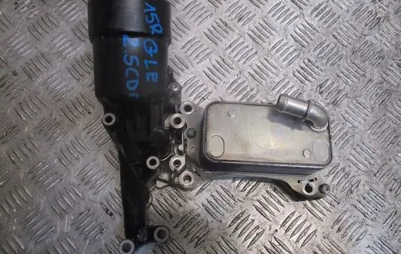 BMW 2 Active Tourer U06 Fuel filter housing 70362380