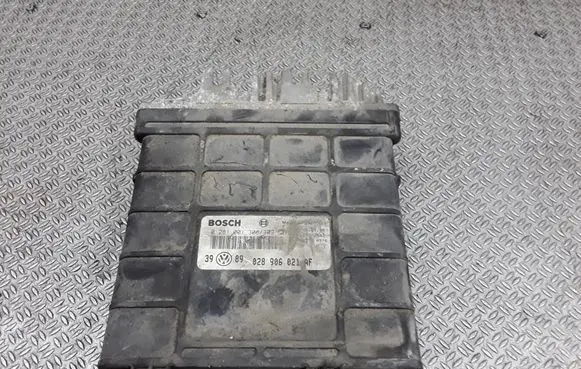 Volkswagen Golf III Engine control unit/module 0281001308 028906021AF