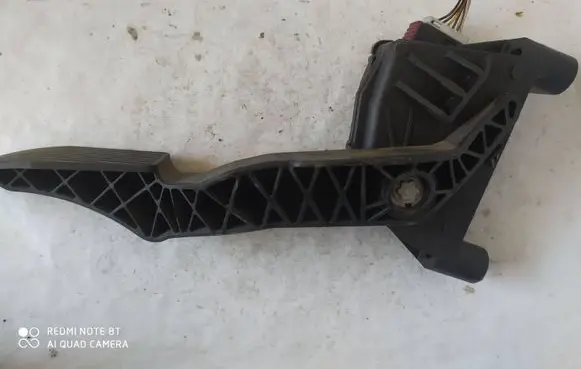 Opel Zafira A Accelerator throttle pedal 9202341
