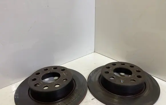 Volkswagen Golf Plus Rear brake disc