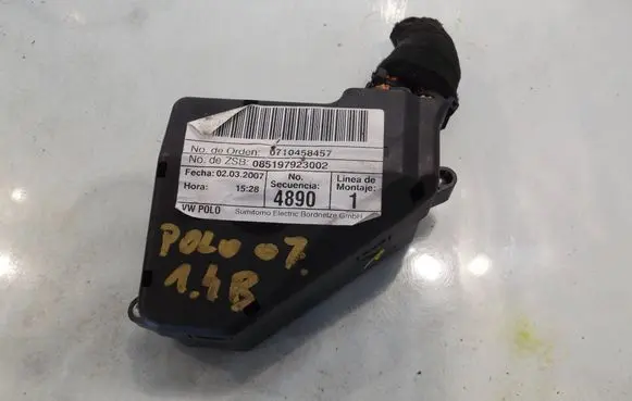 Volkswagen Cross Polo Fuse box set