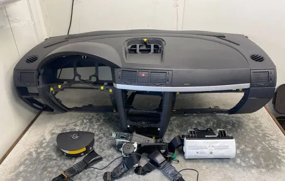 Opel Meriva A Dashboard 13212317