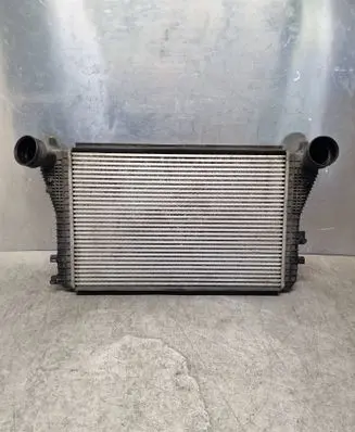 Skoda Octavia Mk2 (1Z) Intercooler radiator 1K0145803L